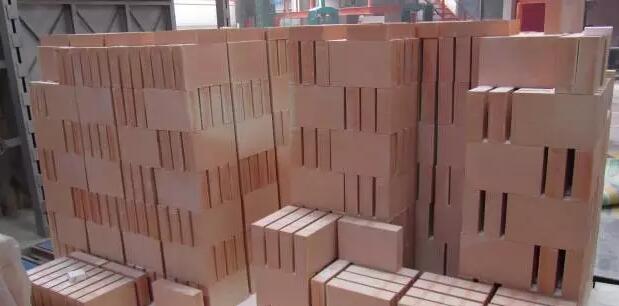 電熔再燒結鋯英石磚