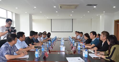 國家耐火材料協(xié)會在大石橋市進行鎂行業(yè)指導發(fā)展